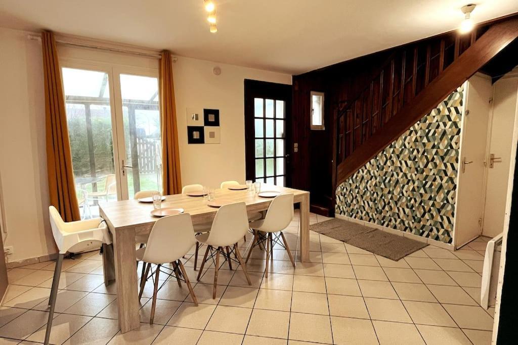 Villa Charming House Near The Sea Courseulles-sur-Mer Esterno foto